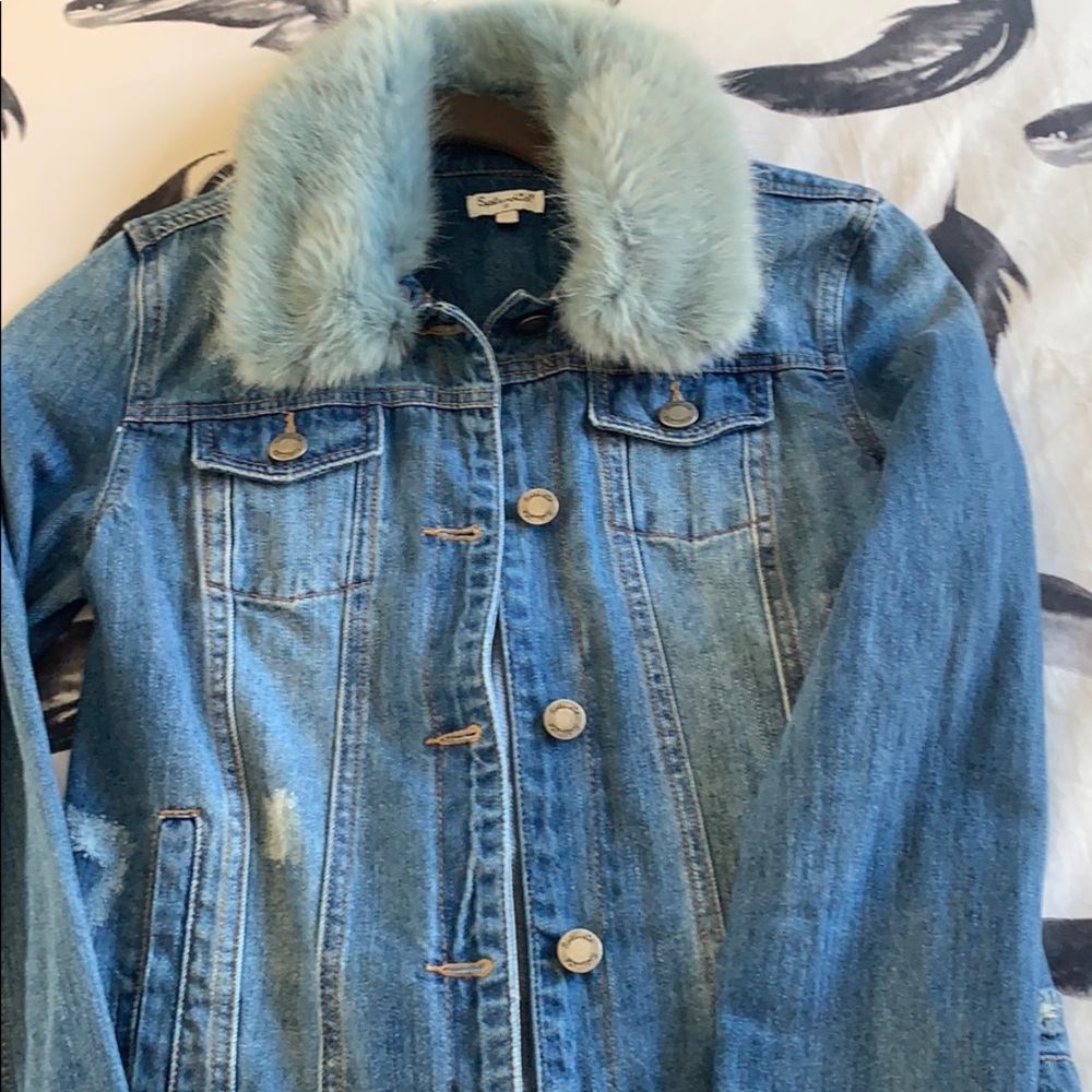 Girls denim jacket with faux fur collar
